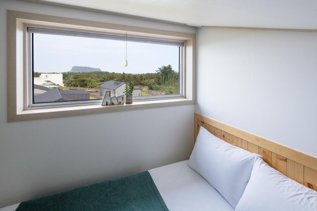 Jeju Abientot Villa ซอกวีโพ ภายนอก รูปภาพ
